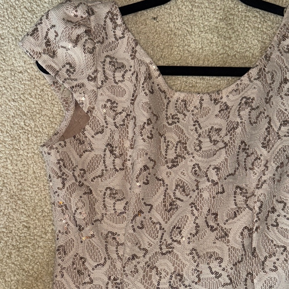 Windsor Nude Asymmetrical Tie Front Peplum Blouse - Picture 3 of 4